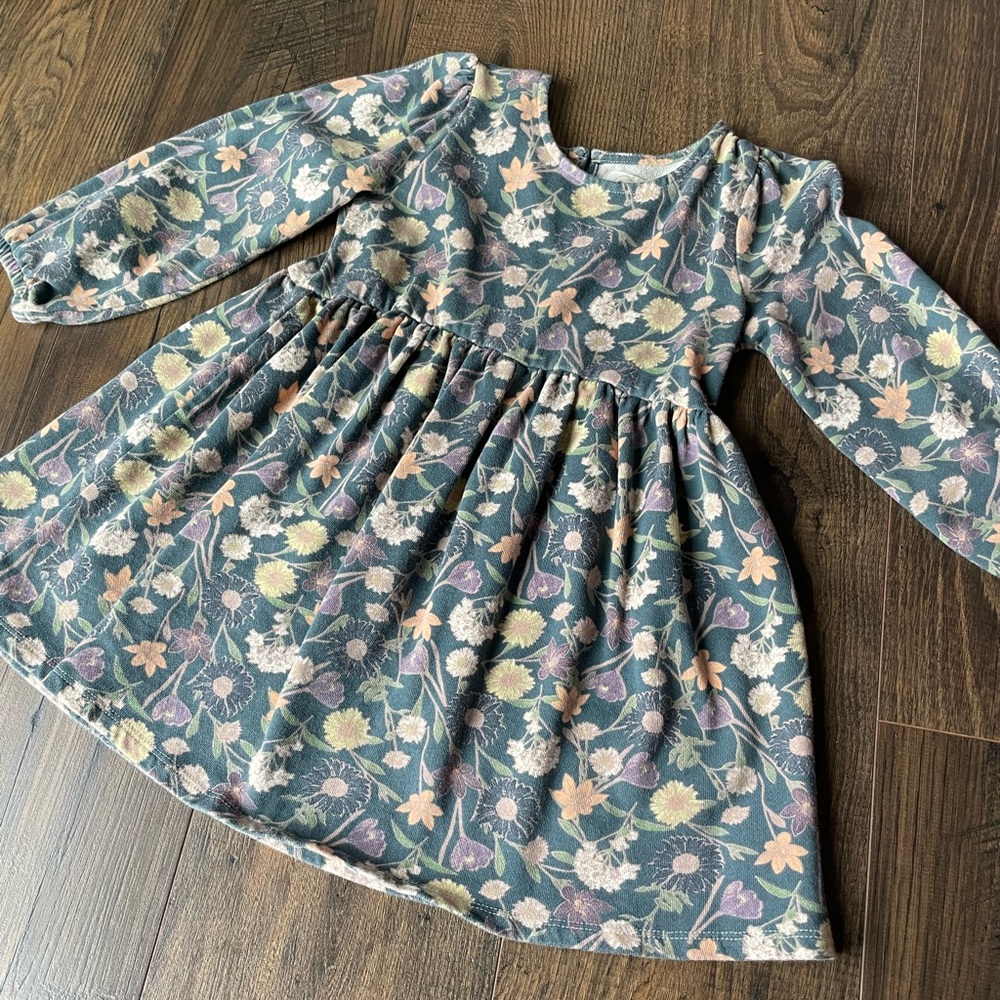 PEEK spring dress